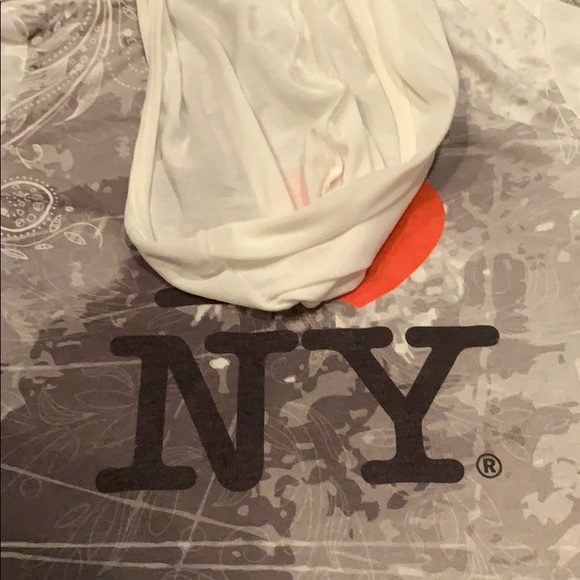 I LOVE NY pullover - Picture 7 of 12